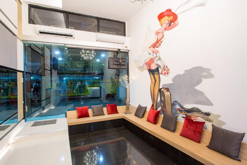 Sleeplab Hostel Банкок Екстериор снимка