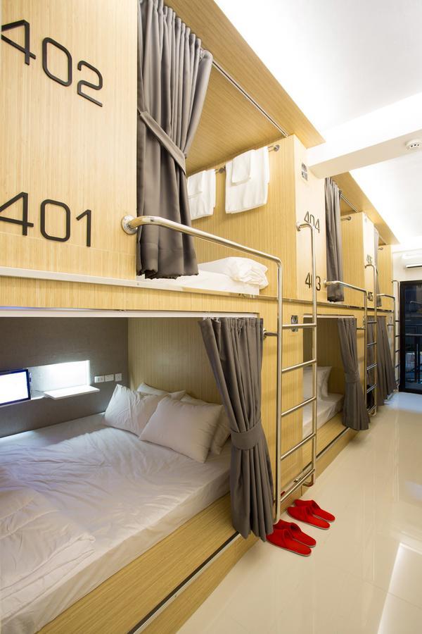 Sleeplab Hostel Банкок Стая снимка